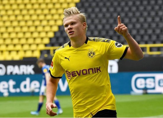 《王者荣耀》蛇限皮肤“愿照九天”CG动画公开！