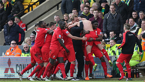 TA：热刺800万英镑报价桑托斯左后卫索萨被拒